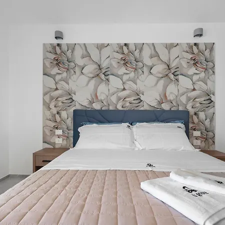 U Gnore Apartment
